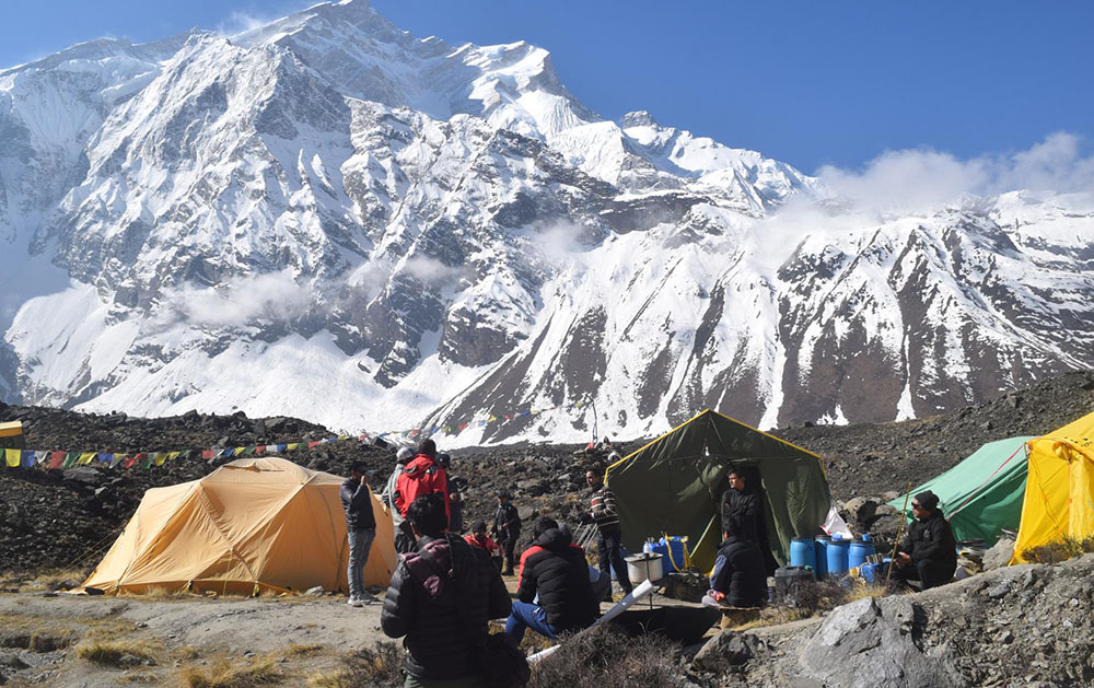 वसन्त सिजनमा हुने हिमाल आरोहणका लागि २३६ जनालाई अनुमति, २० करोड राजश्व संकलन