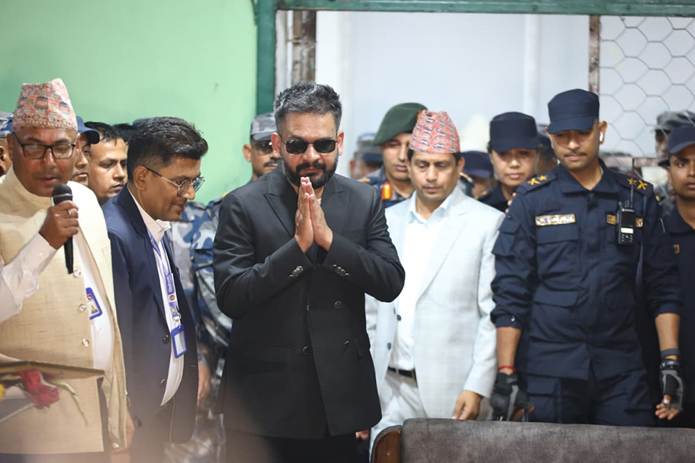 बालेनको चुनाव खर्च १४ लाख १७ हजार