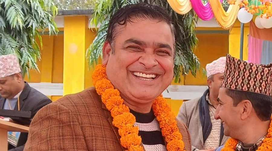 विनोद चौधरीलाई हराउँदै नवलपरासी १-मा विक्रम खनाल निर्वाचित