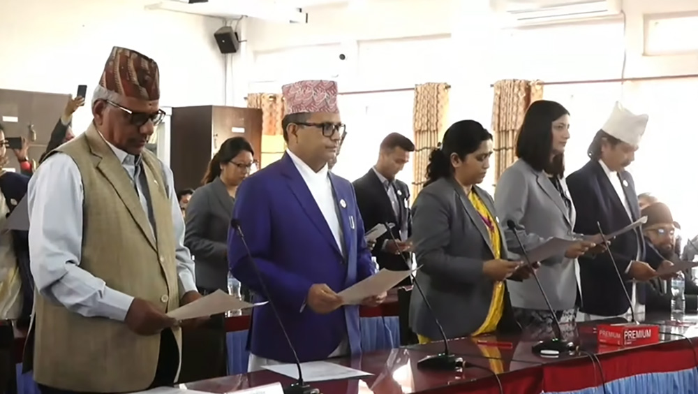 संसदीय समितिका सभापतिहरुले लिए पद तथा गोपनियताको शपथ