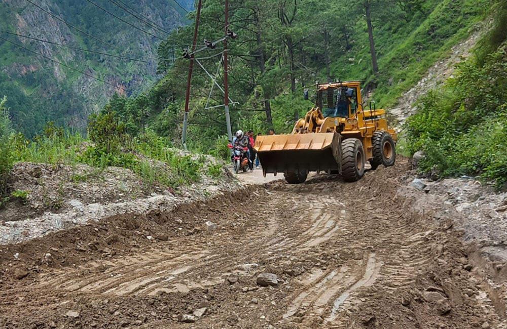 स्याफ्रुबेशी-रसुवागढी सडक १५ दिन बन्द हुने