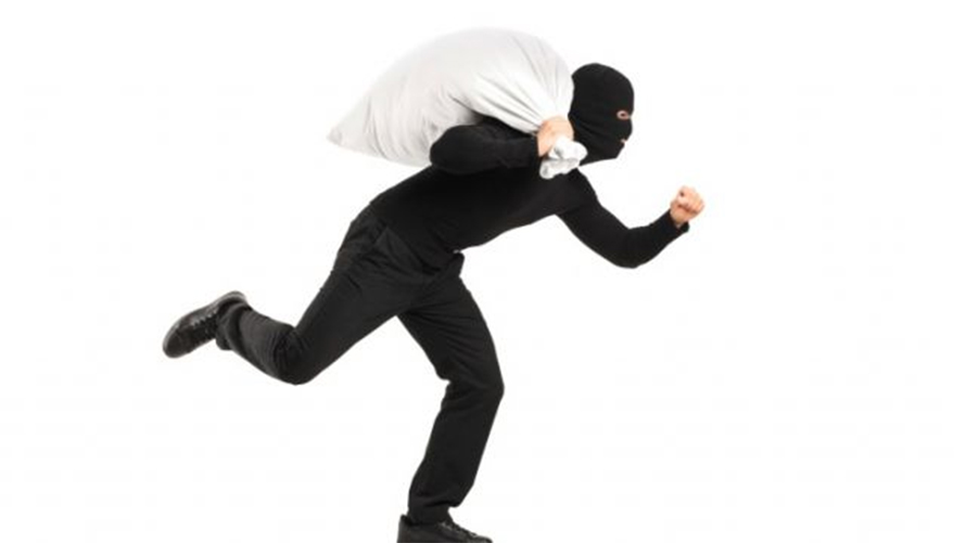 बौद्धमा एउटै घरबाट एक करोड बढीका गरगहना चोरी