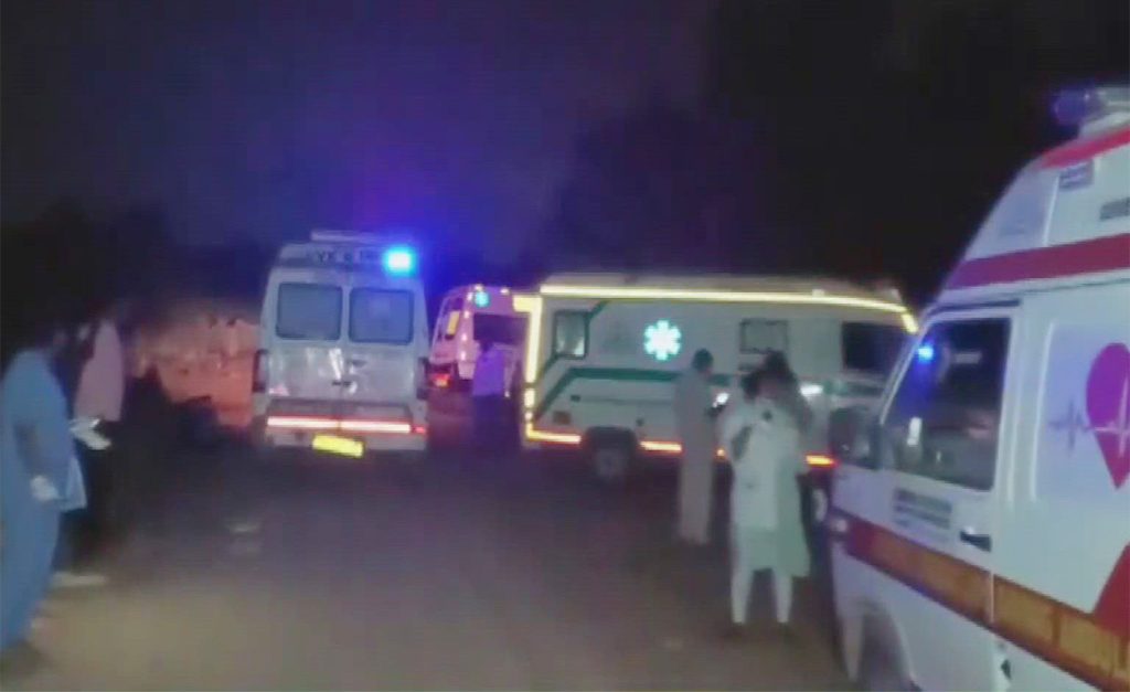 नाइट क्लबमा सिलिण्डर पड्किएर आगो लाग्दा २३ जनाको मृत्यु