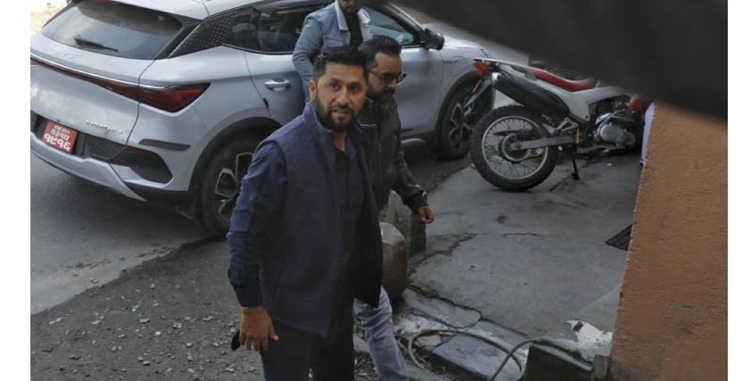 बालेनसँग वार्ता सकेर निस्किए रवि लामिछाने